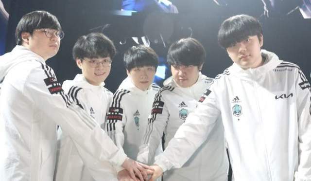 们都会回来 们都会回来